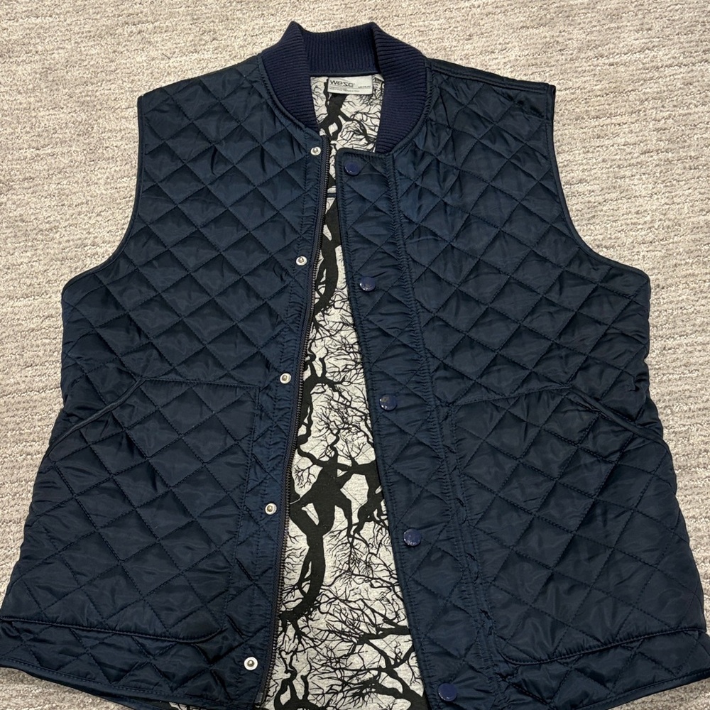 Men’s Wesc Navy Quilted Vest - Medium